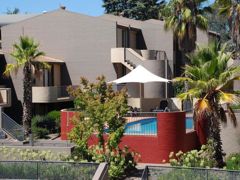 Manuka Park Serviced Apartments - Accommodation Broome 11
