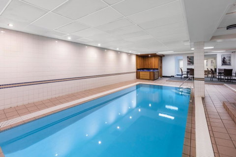 Adina Serviced Apartments Canberra Kingston - Accommodation Broome 4