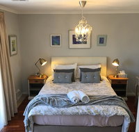 Finches Canberra - Accommodation Broome