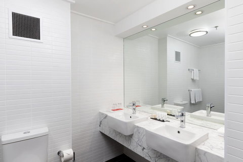 Rydges Canberra - Accommodation Broome 1