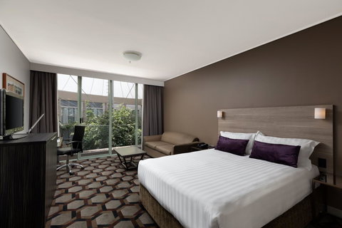 Rydges Canberra - Accommodation Broome 30