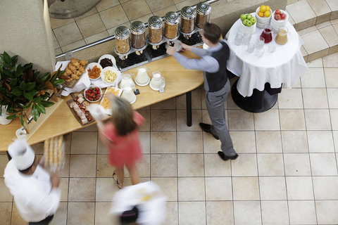 Rydges Canberra - Accommodation Broome 8