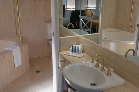 Pacific Bay Resort - Accommodation Broome 1
