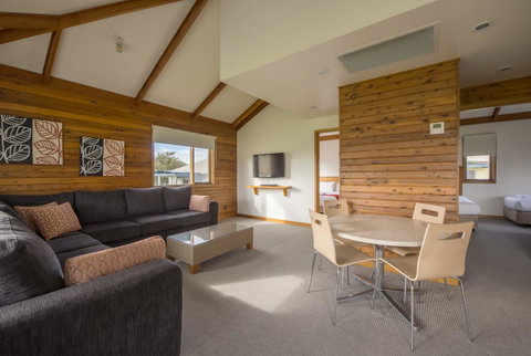 The Retreat West Beach Parks - Accommodation Broome 21