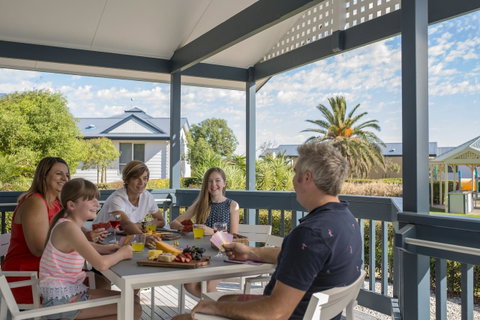 The Retreat West Beach Parks - Accommodation Broome 10