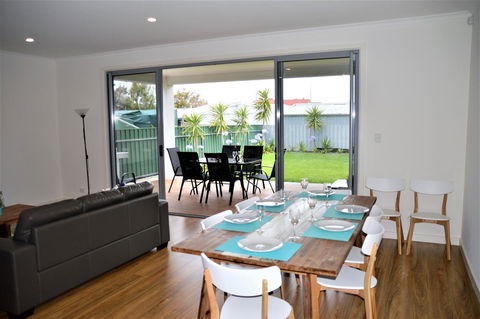 Eastern Breeze - Accommodation Broome 3