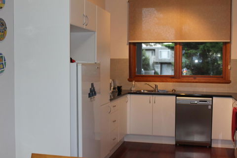 \'Point Break\' Your Waterfront Break At The Point - Accommodation Broome 8