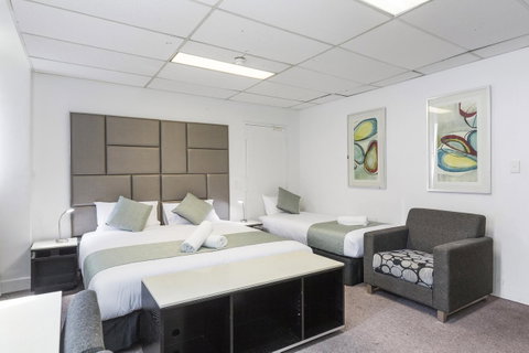 Cosmo On Bank - Accommodation Broome 1