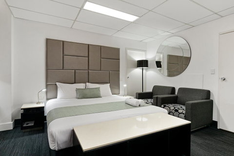 Cosmo On Bank - Accommodation Broome 3