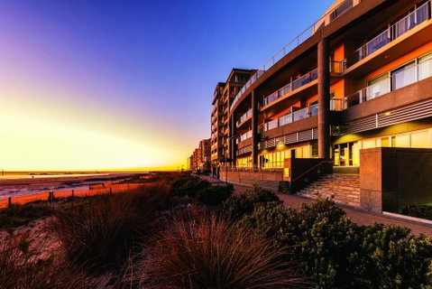 Glenelg Beach Studio - Accommodation Broome 0