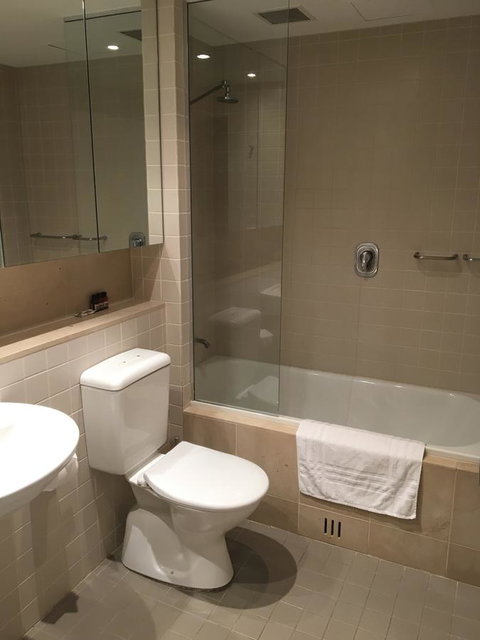 Glenelg Beach Studio - Accommodation Broome 4