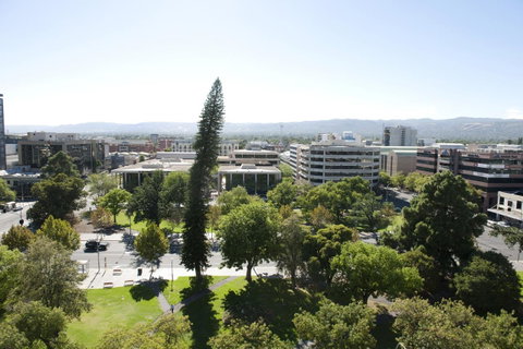 Mantra Hindmarsh Square - Accommodation Broome 21