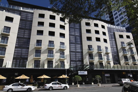 Mantra Hindmarsh Square - Accommodation Broome 20