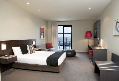 Mantra Hindmarsh Square - Accommodation Broome 11