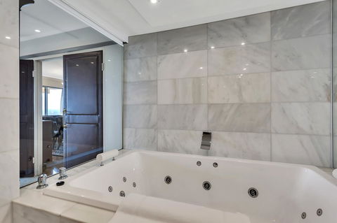 Stamford Plaza Adelaide - Accommodation Broome 40