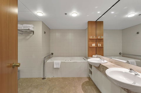 Stamford Plaza Adelaide - Accommodation Broome 29