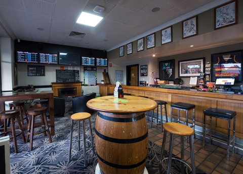 Nightcap At Rose & Crown Hotel - Accommodation Broome 7