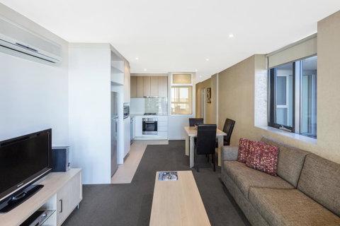 IStay Precinct Adelaide - Accommodation Broome 24