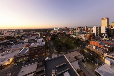IStay Precinct Adelaide - Accommodation Broome 7