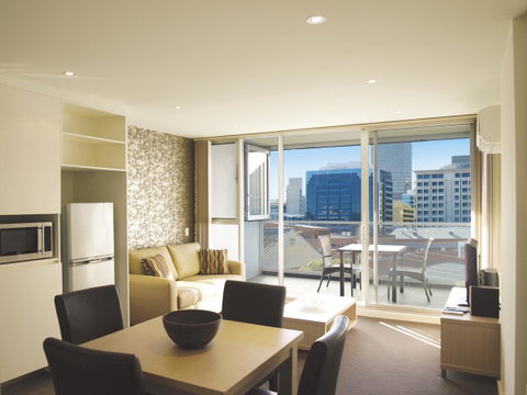 IStay Precinct Adelaide - Accommodation Broome 23