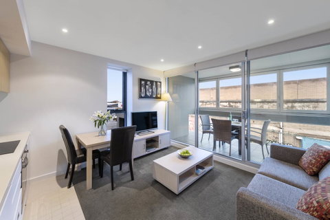 IStay Precinct Adelaide - Accommodation Broome 28