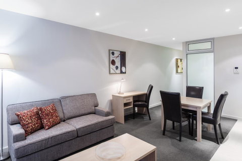 IStay Precinct Adelaide - Accommodation Broome 17