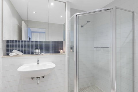 Oaks Glenelg Liberty Suites - Accommodation Broome 31
