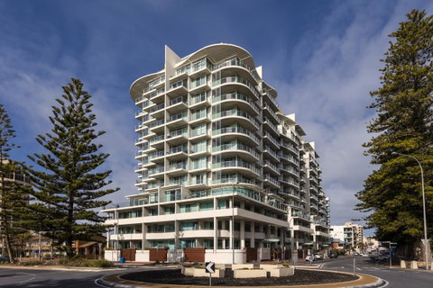Oaks Glenelg Liberty Suites - Accommodation Broome 0
