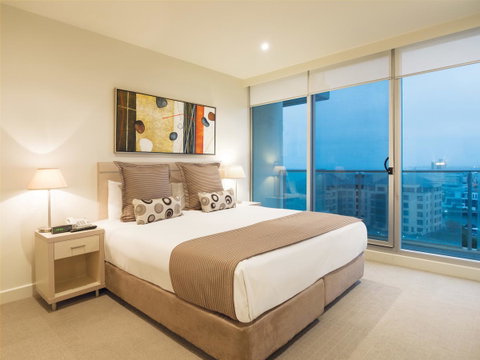 Oaks Glenelg Liberty Suites - Accommodation Broome 20