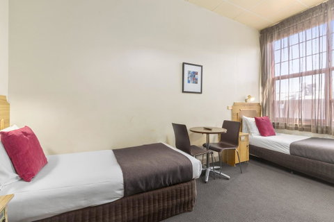 Adelaide Paringa - Accommodation Broome 12