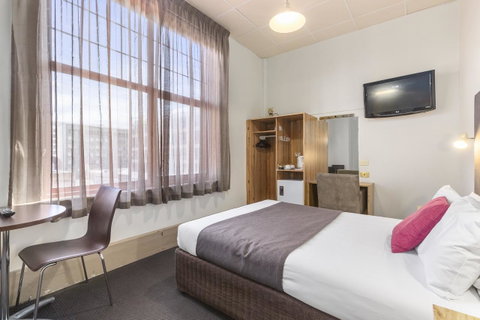 Adelaide Paringa - Accommodation Broome 3