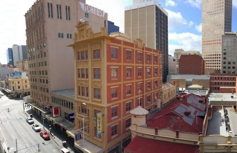 Adelaide Paringa - Accommodation Broome 1