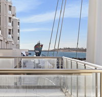 Glenelg Seaside Apartment - Accommodation Broome