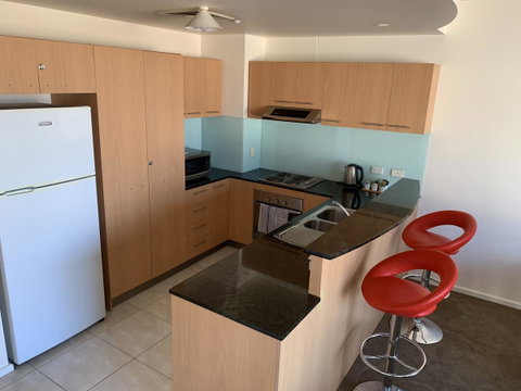 Ensenada Motor Inn And Suites - Accommodation Broome 23