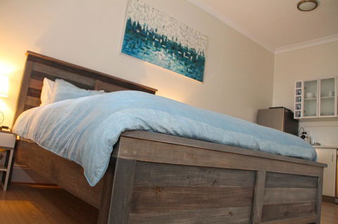 Smugglers Inn Studio Apartments - Accommodation Broome 9