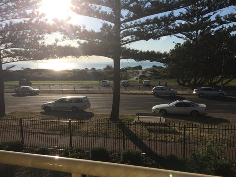 Adelaide - Semaphore Beach Front - Accommodation Broome 8