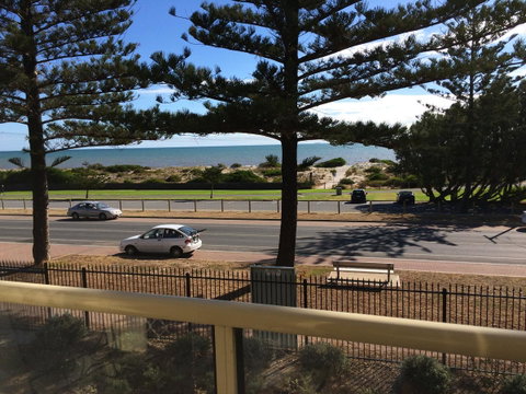 Adelaide - Semaphore Beach Front - Accommodation Broome 23