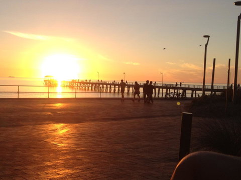 Adelaide - Semaphore Beach Front - Accommodation Broome 6