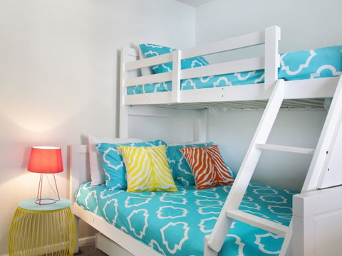 Seaview Sunset Holiday Apartments - Accommodation Broome 10