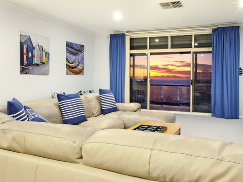 Seaview Sunset Holiday Apartments - Accommodation Broome 24