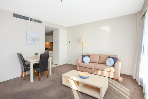 Pier Luxury Apartments - Accommodation Broome 11