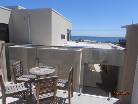 Atlantic West Beach Apartments - Accommodation Broome 11
