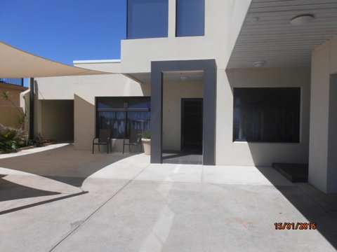 Atlantic West Beach Apartments - Accommodation Broome 2