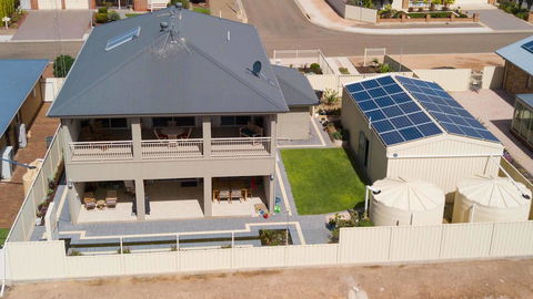 Rezare House Bed & Breakfast - Accommodation Broome 2