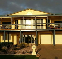 Beachside Escape on The Esplanade - Accommodation Broome