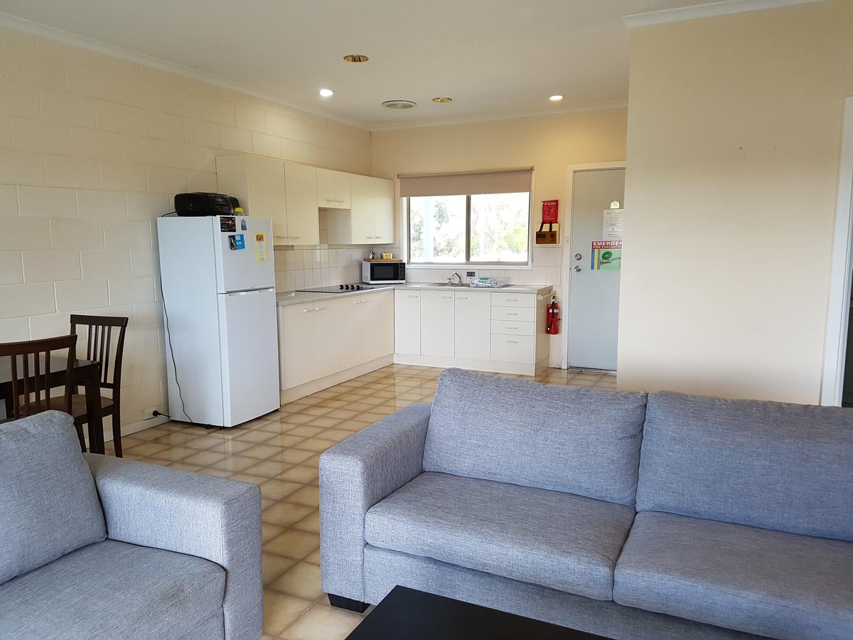 Corny Point SA Accommodation Broome