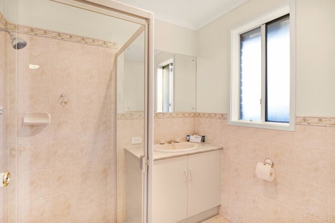 Adelaide Road Motor Lodge - Accommodation Broome 1