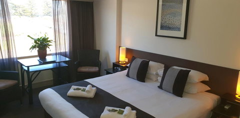Nightcap At Hotel Victor - Accommodation Broome 2