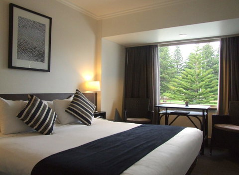 Nightcap At Hotel Victor - Accommodation Broome 14