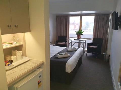 Nightcap At Hotel Victor - Accommodation Broome 6